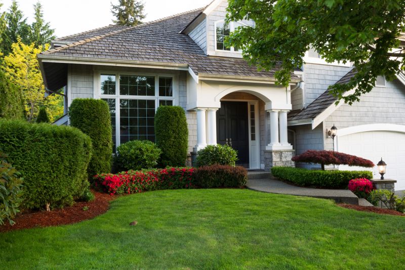 Bush Pruning in Ventura County, CA